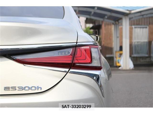 Lexus ES 2020-03 8525488-12