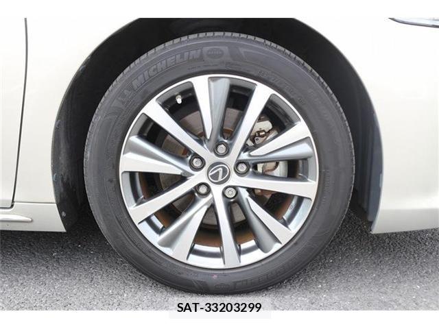 Lexus ES 2020-03 8525488-13