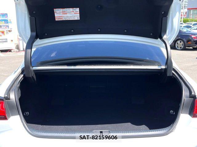 Lexus ES 2023-04 8562395-12