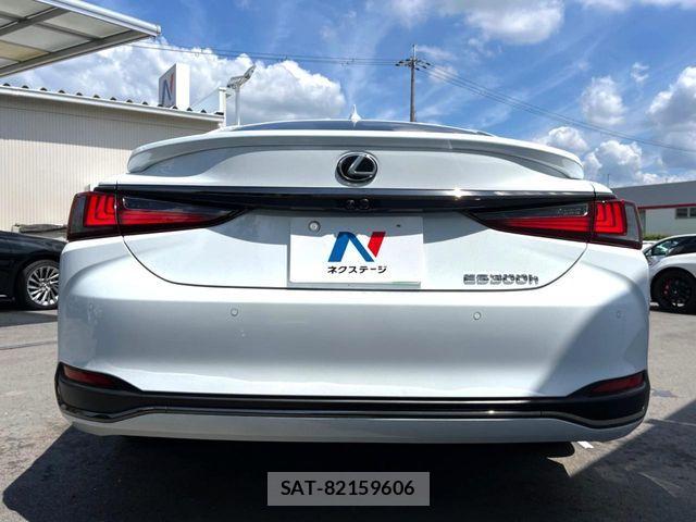 Lexus ES 2023-04 8562395-14