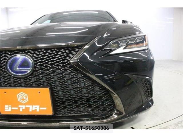 Lexus ES 2019-08 8562405-12