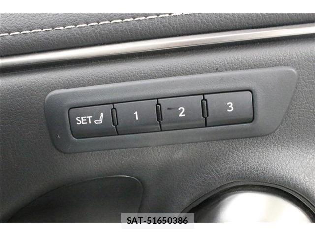 Lexus ES 2019-08 8562405-29