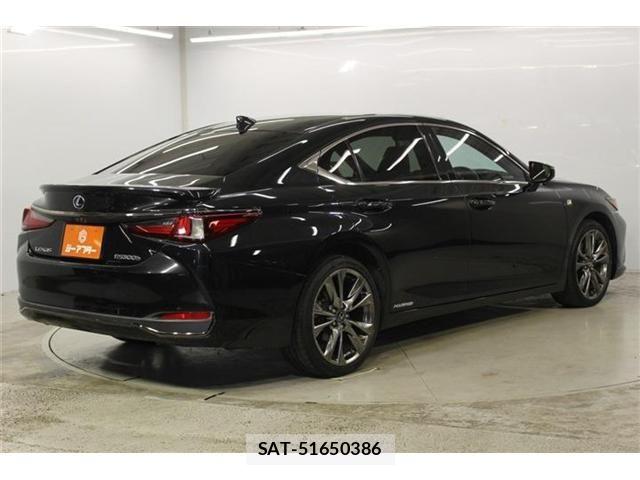 Lexus ES 2019-08 8562405-4