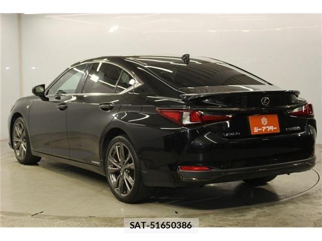 Lexus ES 2019-08 8562405-6