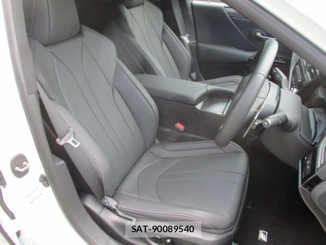 Lexus ES 2023-09 8562396-9