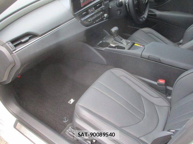 Lexus ES 2023-09 8562396-14
