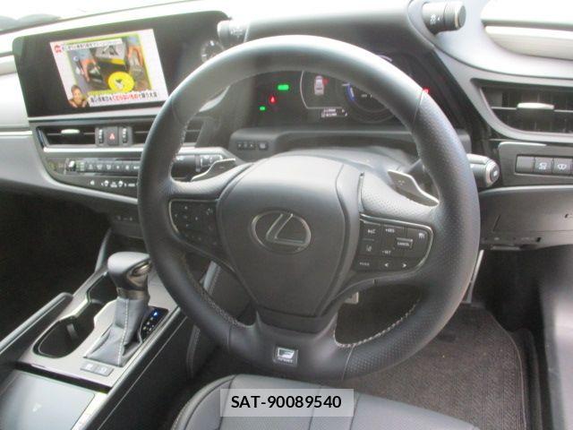 Lexus ES 2023-09 8562396-19