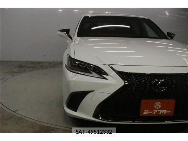 Lexus ES 2019-03 8562407-10