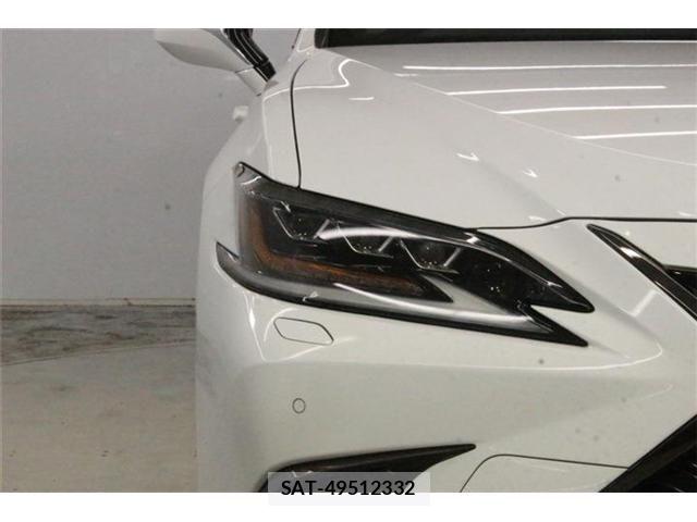 Lexus ES 2019-03 8562407-11
