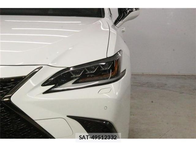 Lexus ES 2019-03 8562407-13