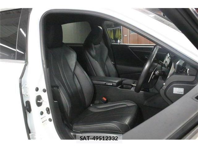 Lexus ES 2019-03 8562407-24