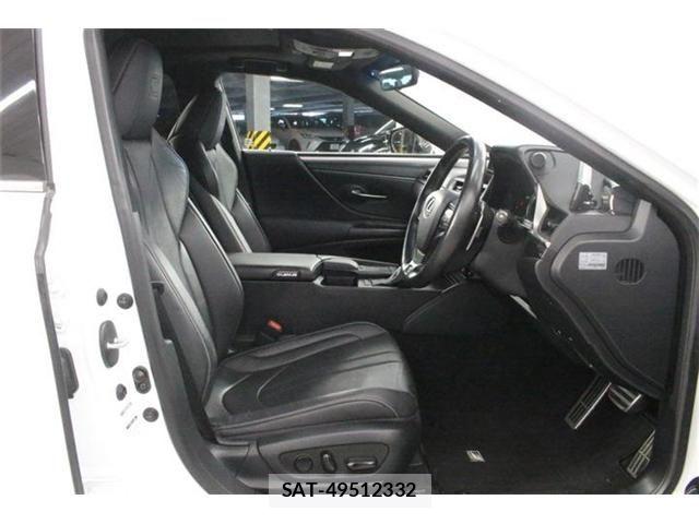 Lexus ES 2019-03 8562407-26