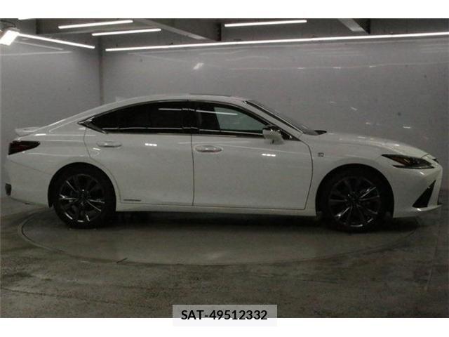 Lexus ES 2019-03 8562407-3