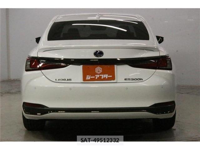 Lexus ES 2019-03 8562407-5