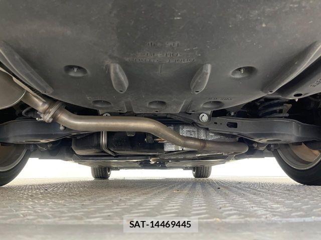 Lexus ES 2019-04 8562402-19