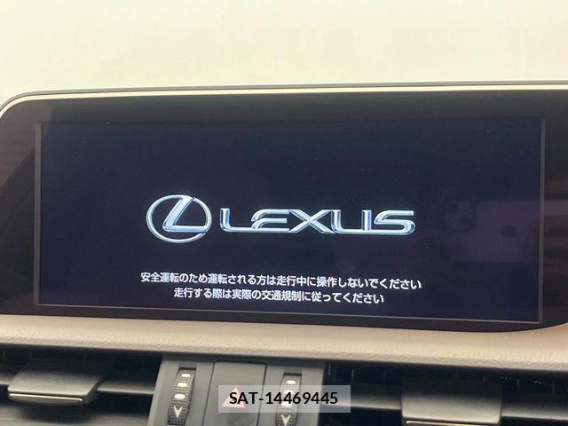 Lexus ES 2019-04 8562402-3
