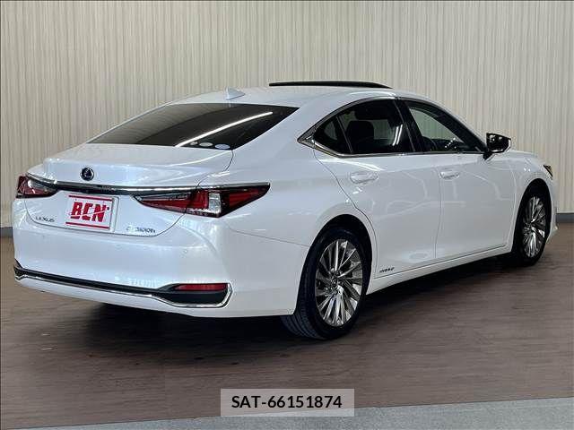 Lexus ES 2021-02 8562400-4