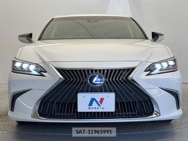 Lexus ES 2018-12 8562403-14