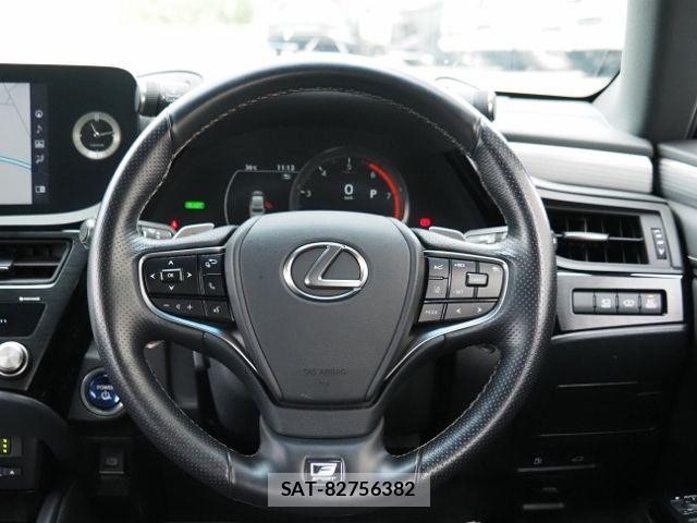Lexus ES 2021-08 8627451-15