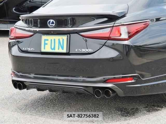 Lexus ES 2021-08 8627451-27