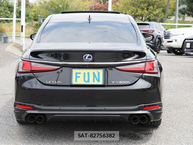 Lexus ES 2021-08 8627451-6