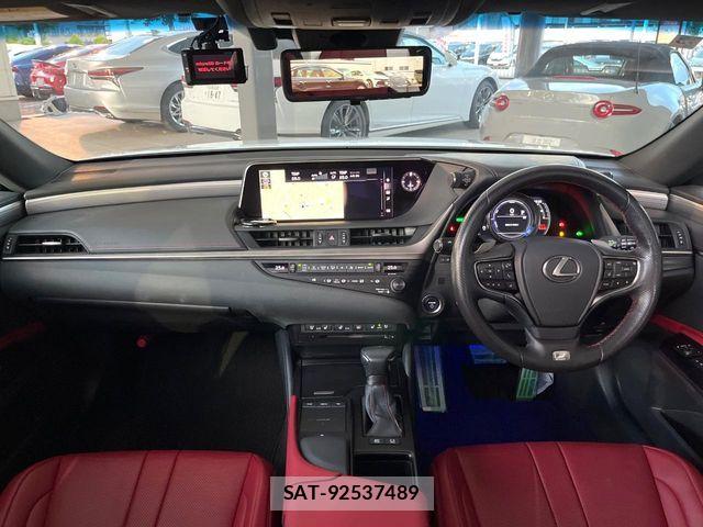 Lexus ES 2019-03 8627454-1
