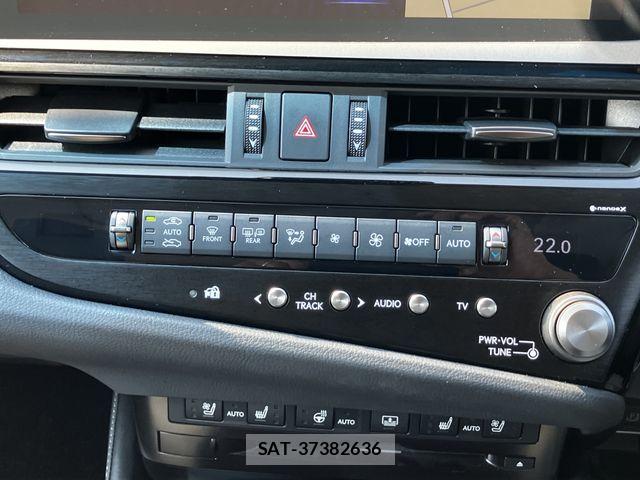 Lexus ES 2021-12 8627453-16