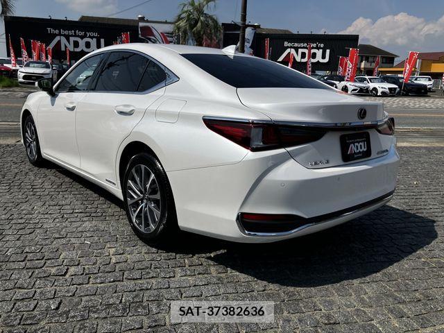 Lexus ES 2021-12 8627453-2