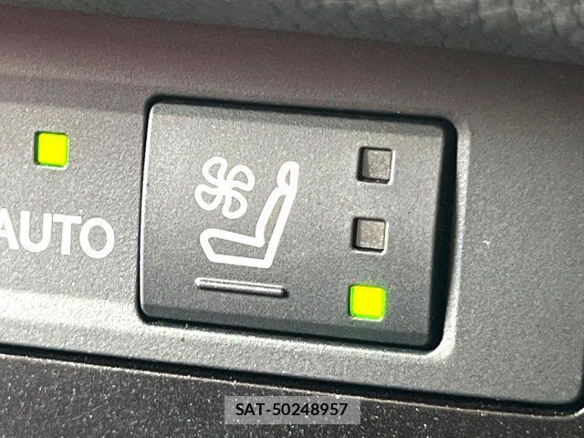 Lexus ES 2020-07 8666379-9
