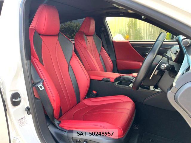 Lexus ES 2020-07 8666379-11