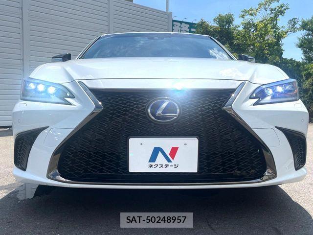 Lexus ES 2020-07 8666379-17