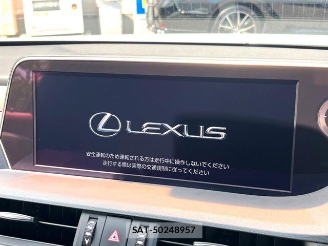 Lexus ES 2020-07 8666379-4