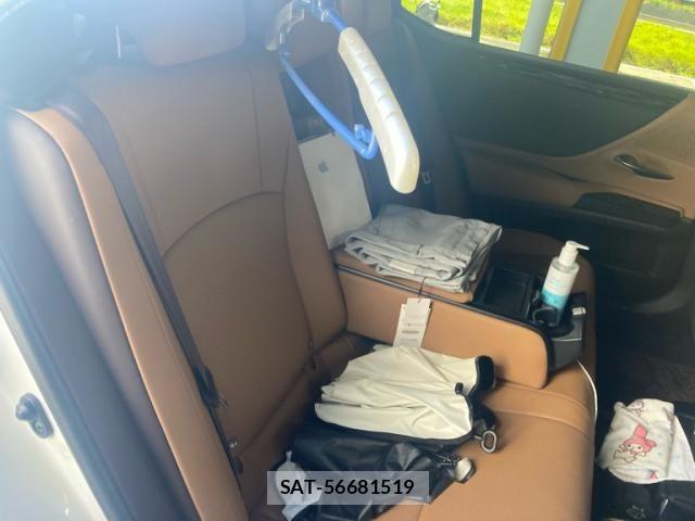Lexus ES 2020-07 8659905-9