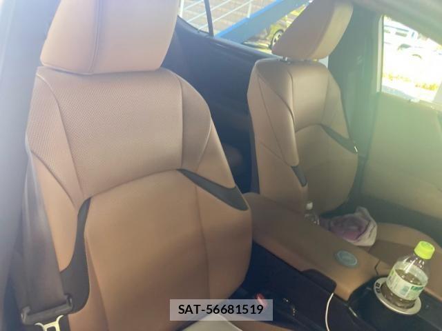 Lexus ES 2020-07 8659905-12