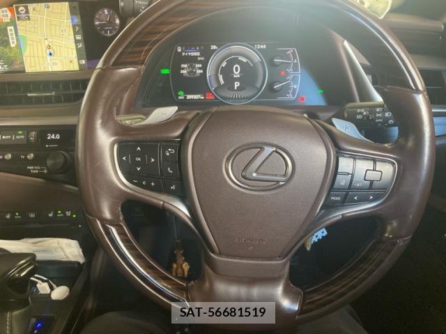 Lexus ES 2020-07 8659905-23