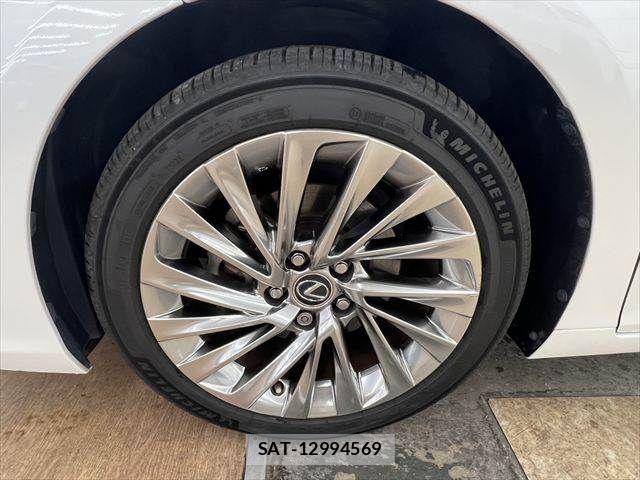 Lexus ES 2022-01 8666380-26