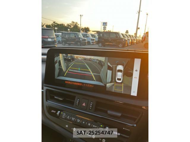 Lexus ES 2023-07 8659896-20