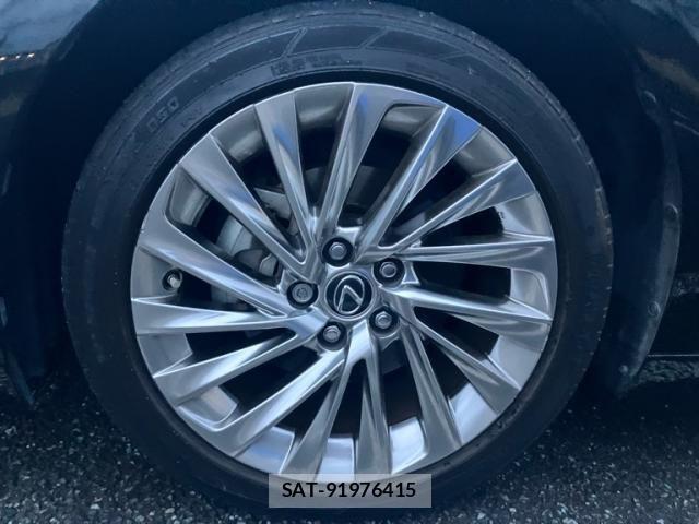 Lexus ES 2019-05 8666382-7