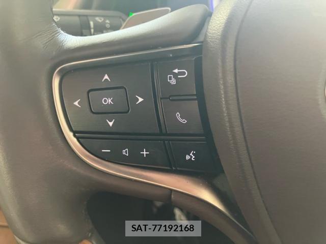 Lexus ES 2019-01 8659904-16