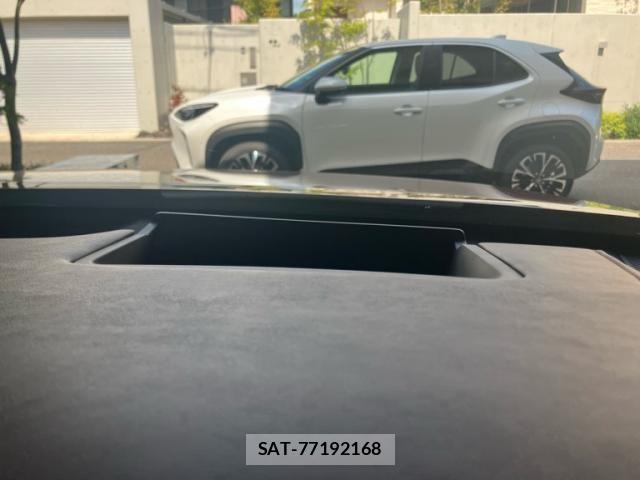 Lexus ES 2019-01 8659904-21