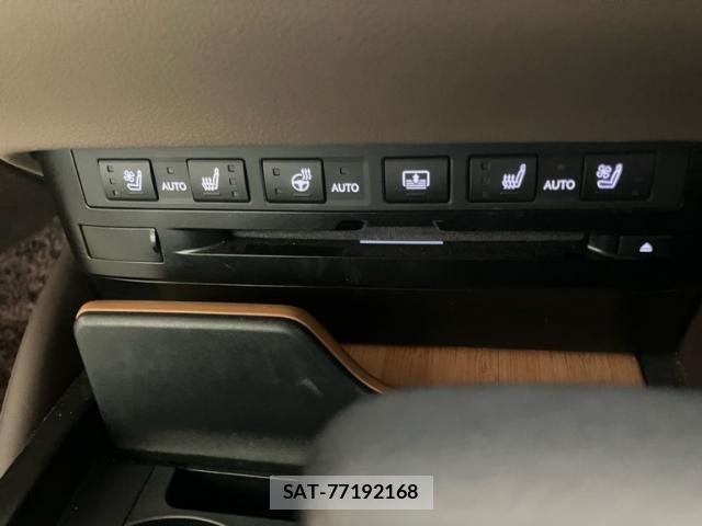 Lexus ES 2019-01 8659904-23