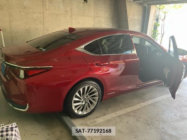Lexus ES 2019-01 8659904-3