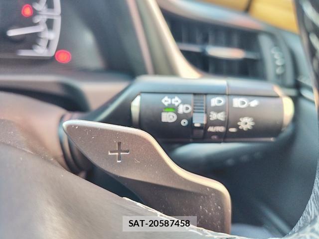 Lexus ES 2019-01 8685829-20