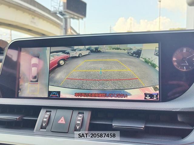 Lexus ES 2019-01 8685829-28