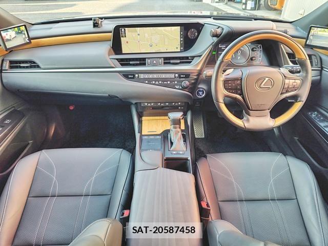 Lexus ES 2019-01 8685829-6