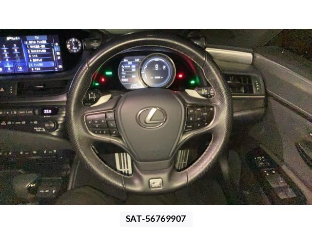 Lexus ES 2019-09 8685830-13