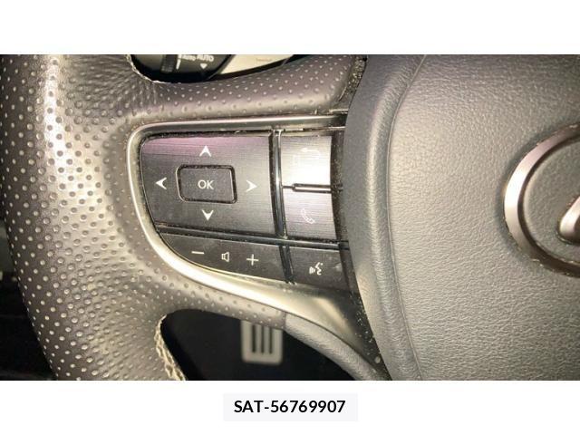 Lexus ES 2019-09 8685830-14