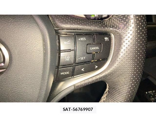 Lexus ES 2019-09 8685830-15
