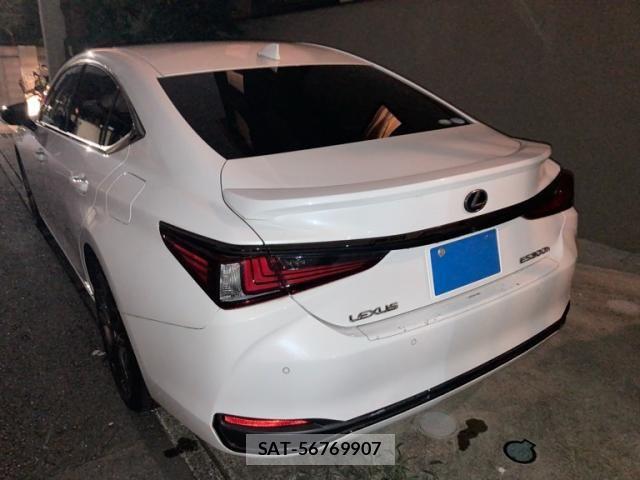 Lexus ES 2019-09 8685830-2