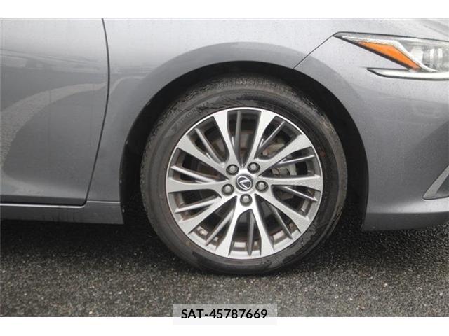 Lexus ES 2020-10 8743369-9